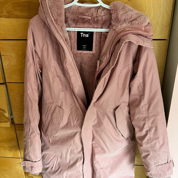 TNA Summit Parka - Picture 2 of 7